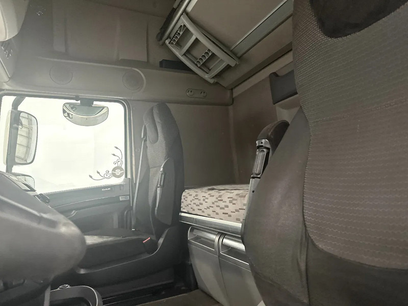 Vlačilec DAF XF 106.460 Superspacecab: slika 11 Vlačilec DAF XF 106.460 Superspacecab: slika 11