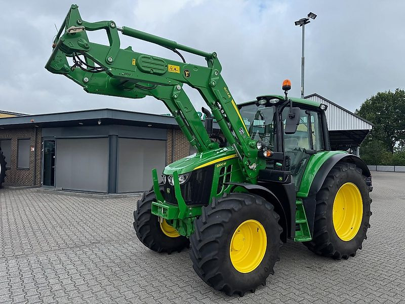 John Deere 6100M + VOORLADER 2024 710 UUR!!! - Traktor: slika 1 John Deere 6100M + VOORLADER 2024 710 UUR!!! - Traktor: slika 1