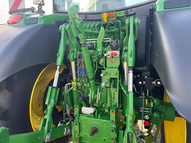 John Deere 6R155 AP 50KM COMMAND-PRO G5-PLUS 2024 415 UUR DEMO!!! - Traktor: slika 4 John Deere 6R155 AP 50KM COMMAND-PRO G5-PLUS 2024 415 UUR DEMO!!! - Traktor: slika 4