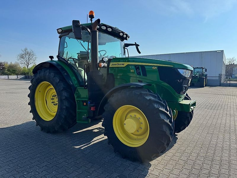John Deere 6R165 AP 50KM 2023 880 UUR AUTOTRAC-READY!!! - Traktor: slika 2 John Deere 6R165 AP 50KM 2023 880 UUR AUTOTRAC-READY!!! - Traktor: slika 2