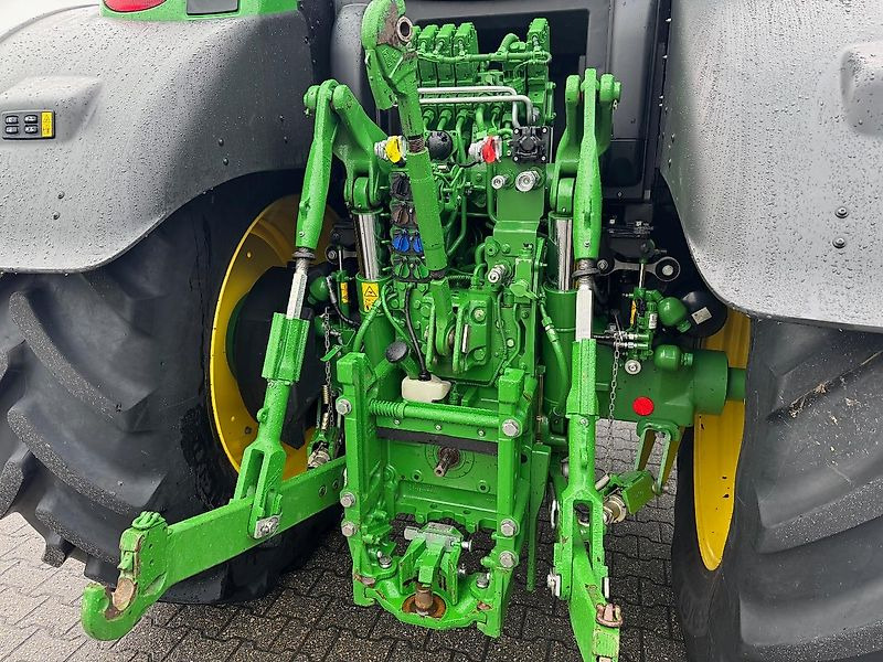John Deere 6R175 AP 50KM COMMAND-PRO G5-PLUS 2024 705 UUR!!! - Traktor: slika 4 John Deere 6R175 AP 50KM COMMAND-PRO G5-PLUS 2024 705 UUR!!! - Traktor: slika 4
