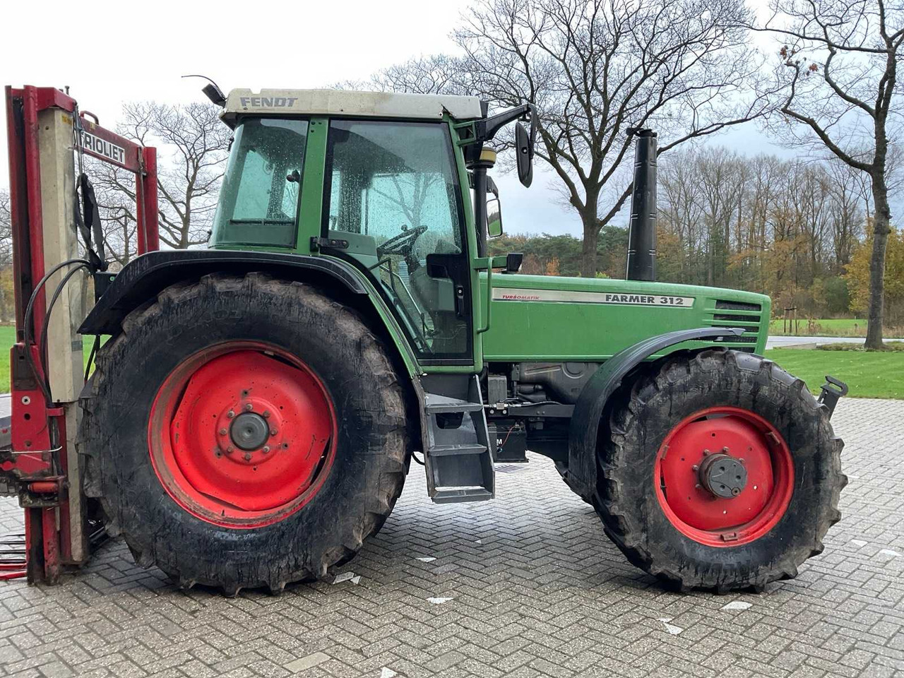 1994 FENDT FARMER 312 TURBOMATIK ALL-WHEEL DRIVE FARM TRACTOR - Traktor: slika 5 1994 FENDT FARMER 312 TURBOMATIK ALL-WHEEL DRIVE FARM TRACTOR - Traktor: slika 5