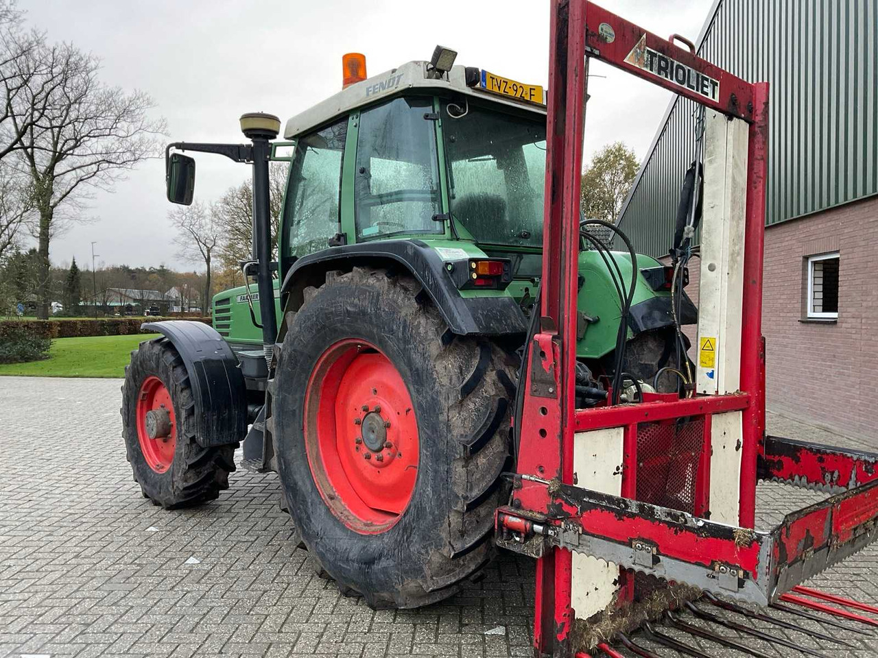1994 FENDT FARMER 312 TURBOMATIK ALL-WHEEL DRIVE FARM TRACTOR - Traktor: slika 3 1994 FENDT FARMER 312 TURBOMATIK ALL-WHEEL DRIVE FARM TRACTOR - Traktor: slika 3