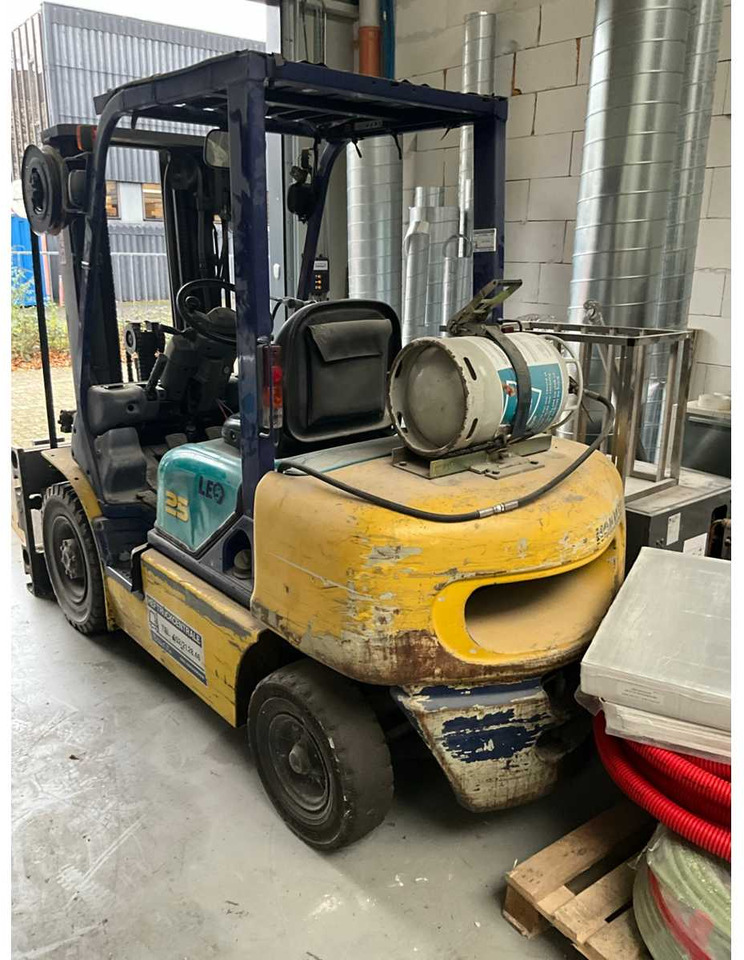 1999 KOMATSU FG25T12 FORKLIFT - Viličar: slika 2 1999 KOMATSU FG25T12 FORKLIFT - Viličar: slika 2