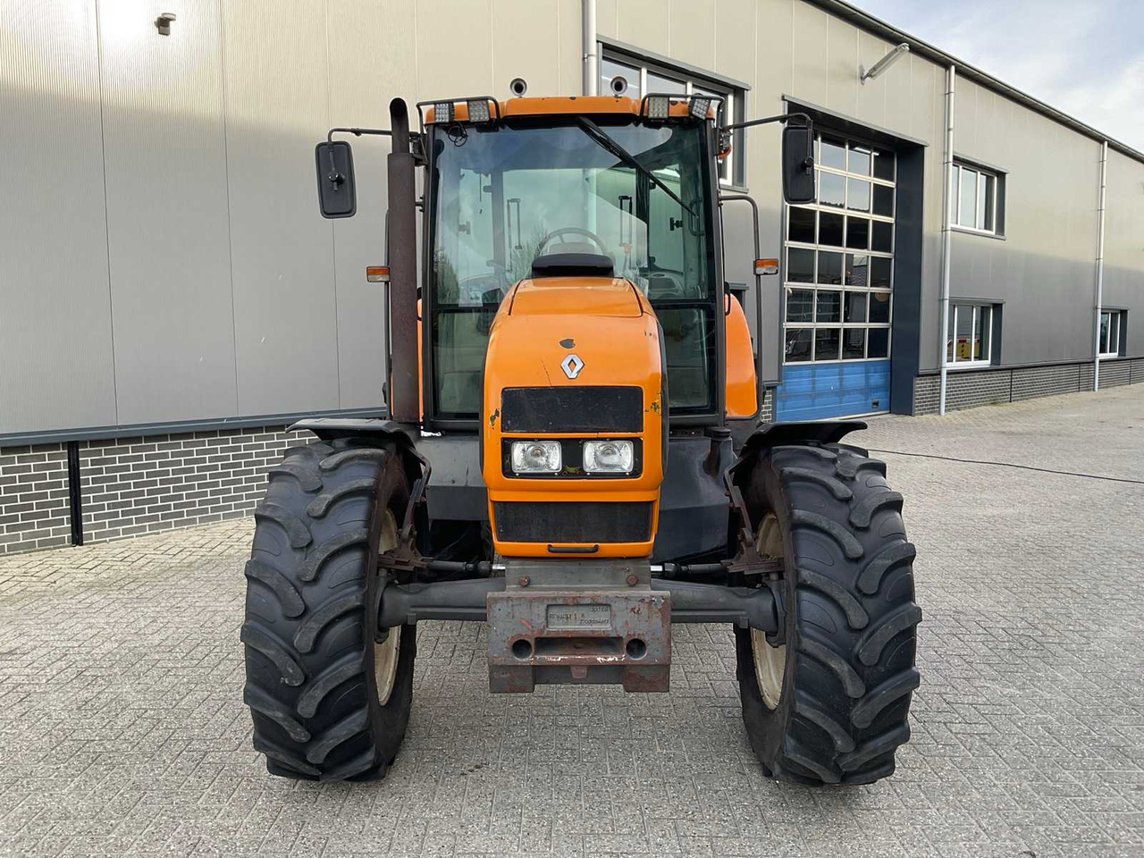 1999 RENAULT ARES 610 RZ ALL-WHEEL DRIVE FARM TRACTOR - Traktor: slika 3 1999 RENAULT ARES 610 RZ ALL-WHEEL DRIVE FARM TRACTOR - Traktor: slika 3