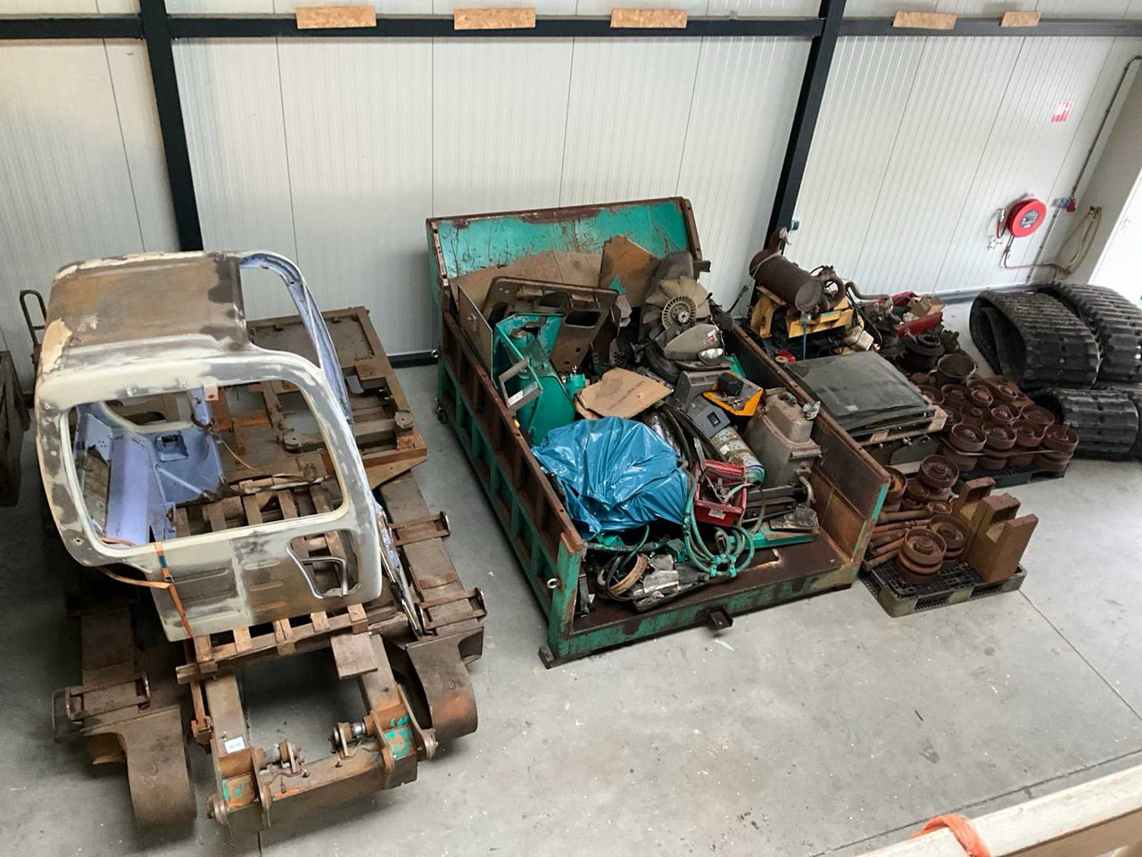 2001 KOMATSU CD 60-R ROTARY TRACK DUMPER - Mini demper: slika 4 2001 KOMATSU CD 60-R ROTARY TRACK DUMPER - Mini demper: slika 4