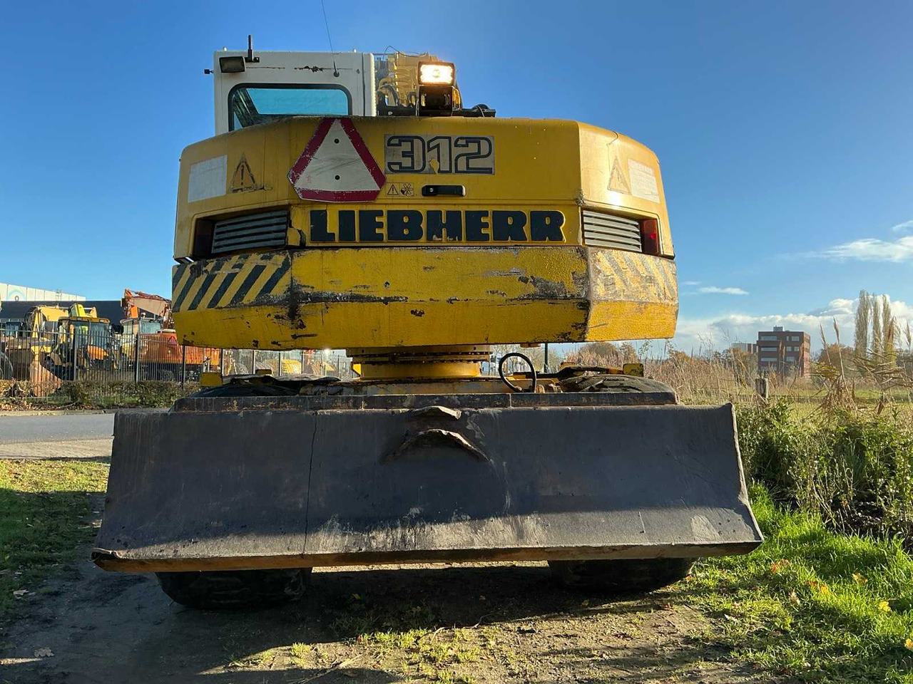 2001 LIEBHERR A312 WHEELED EXCAVATOR - Bager na kolesih: slika 4 2001 LIEBHERR A312 WHEELED EXCAVATOR - Bager na kolesih: slika 4