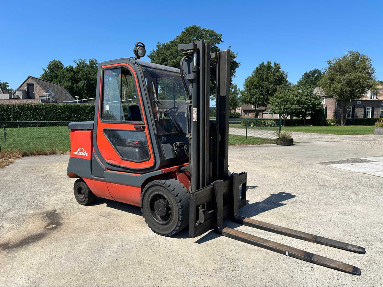 2001 LINDE E40 P 02 FORKLIFT - Viličar: slika 3 2001 LINDE E40 P 02 FORKLIFT - Viličar: slika 3