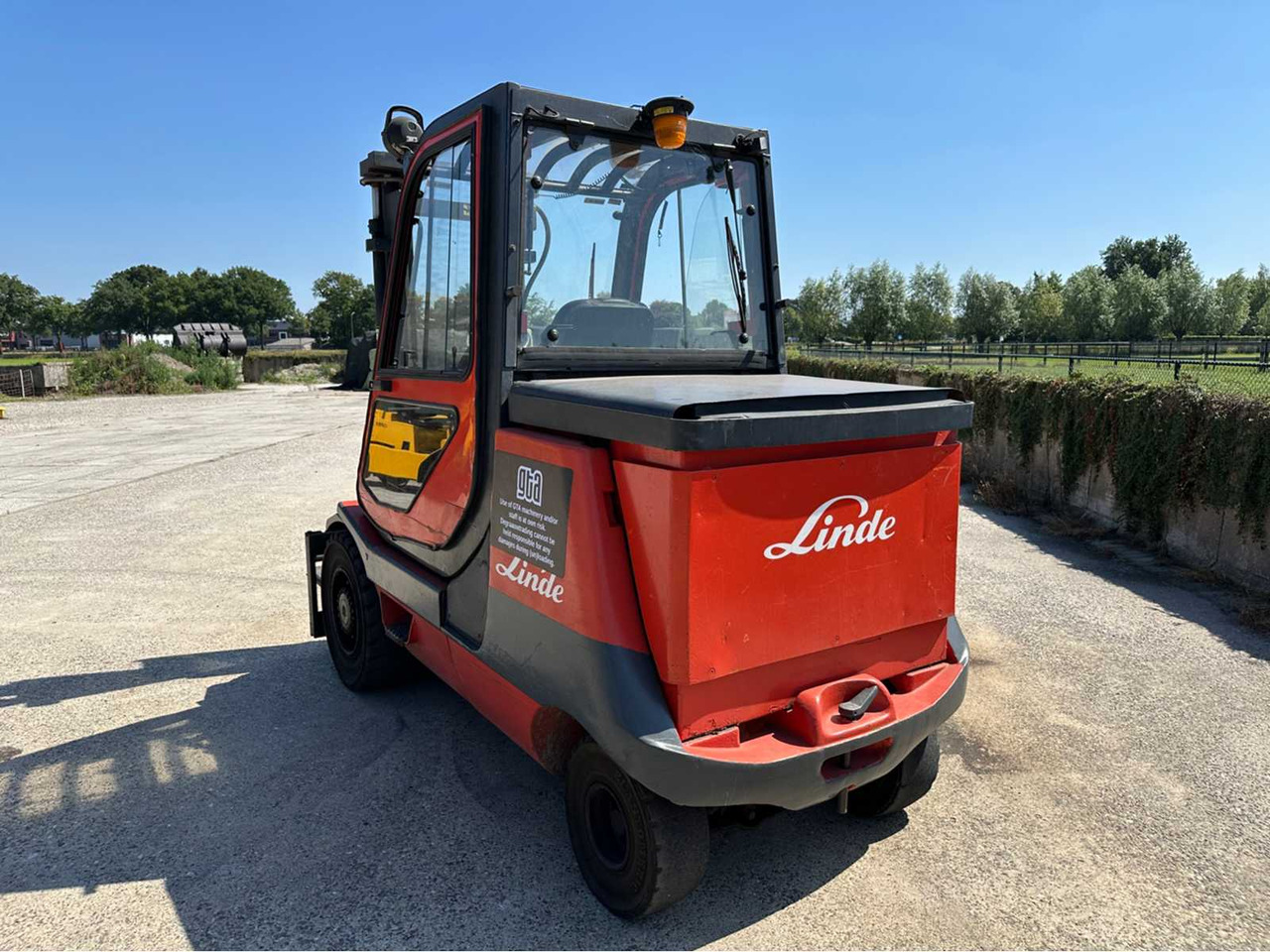 2001 LINDE E40 P 02 FORKLIFT - Viličar: slika 4 2001 LINDE E40 P 02 FORKLIFT - Viličar: slika 4