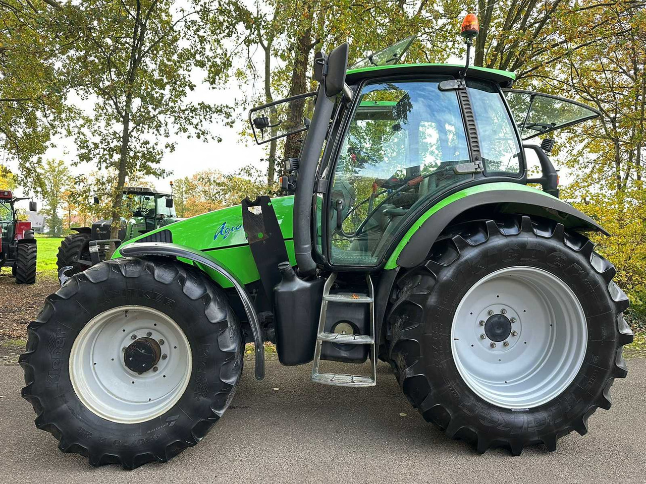 2003 DEUTZ-FAHR AGROTRON 115 MK3 ALL-WHEEL DRIVE FARM TRACTOR - Traktor: slika 3 2003 DEUTZ-FAHR AGROTRON 115 MK3 ALL-WHEEL DRIVE FARM TRACTOR - Traktor: slika 3