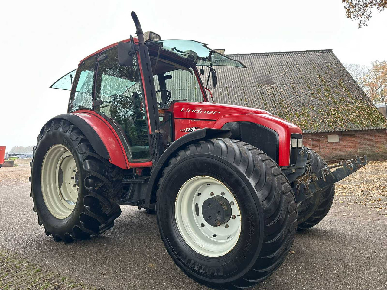 2004 LINDNER GEOTRAC 83 ALL-WHEEL DRIVE FARM TRACTOR - Traktor: slika 2 2004 LINDNER GEOTRAC 83 ALL-WHEEL DRIVE FARM TRACTOR - Traktor: slika 2