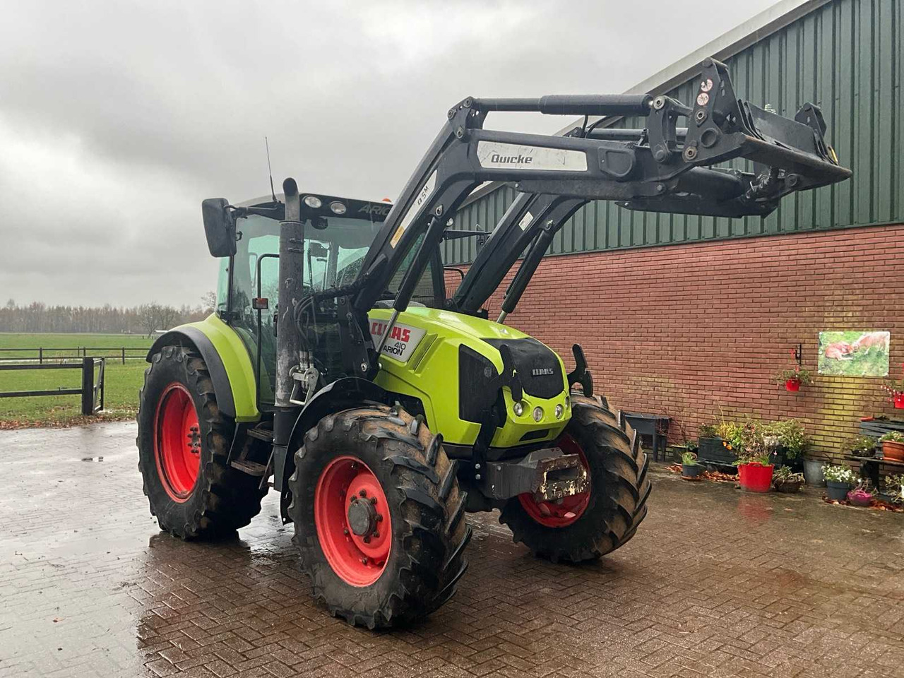 2011 CLAAS ARION 420 FOUR-WHEEL DRIVE FARM TRACTOR WITH FRONT LOADER - Traktor: slika 4 2011 CLAAS ARION 420 FOUR-WHEEL DRIVE FARM TRACTOR WITH FRONT LOADER - Traktor: slika 4