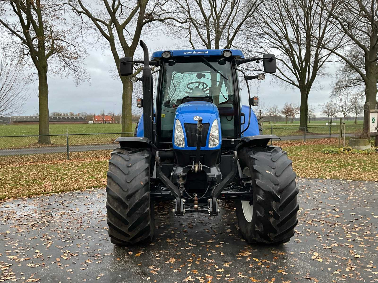 2011 NEW HOLLAND T6020 ELITE FOUR WHEEL DRIVE FARM TRACTOR - Traktor: slika 2 2011 NEW HOLLAND T6020 ELITE FOUR WHEEL DRIVE FARM TRACTOR - Traktor: slika 2