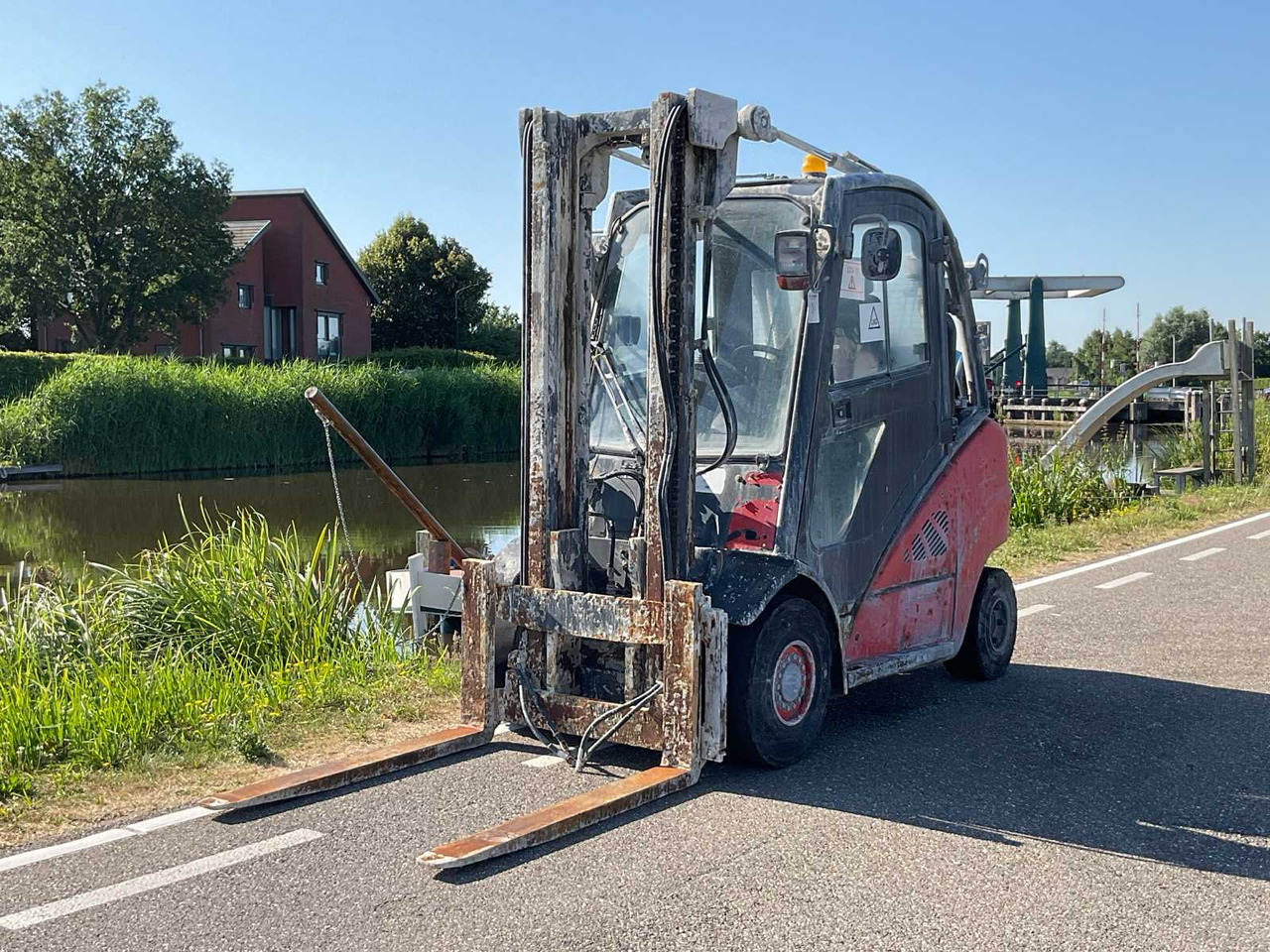 2012 LINDE H35T-01 FORKLIFT - Viličar: slika 1 2012 LINDE H35T-01 FORKLIFT - Viličar: slika 1