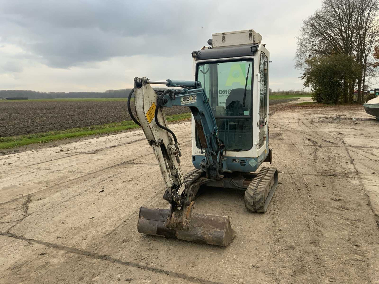 2013 TAKEUCHI TB016 MINI EXCAVATOR - Mini bager: slika 2 2013 TAKEUCHI TB016 MINI EXCAVATOR - Mini bager: slika 2