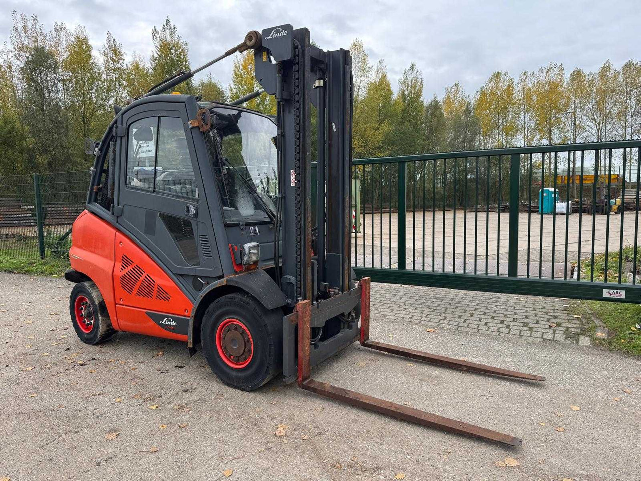 2014 LINDE H45T FORKLIFT - Viličar: slika 2 2014 LINDE H45T FORKLIFT - Viličar: slika 2