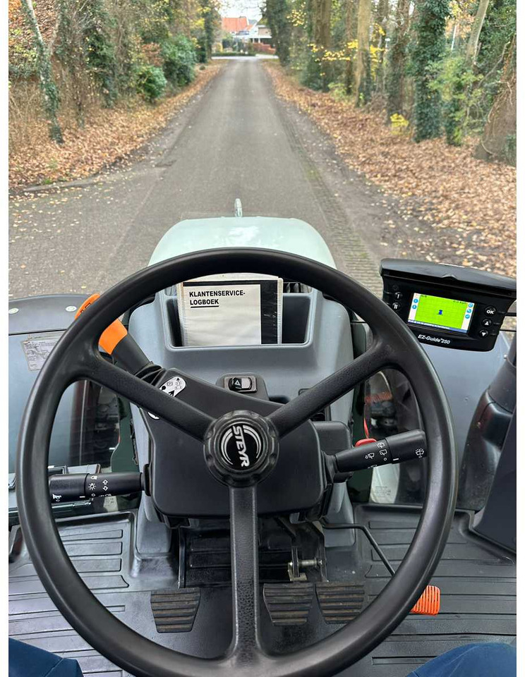 2014 STEYR 4120 PROFI CVT ALL-WHEEL DRIVE FARM TRACTOR - Traktor: slika 5 2014 STEYR 4120 PROFI CVT ALL-WHEEL DRIVE FARM TRACTOR - Traktor: slika 5