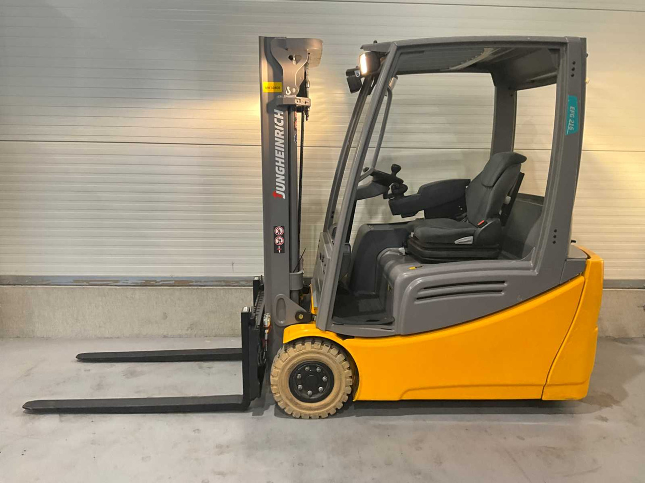2016 JUNGHEINRICH EFG 216K FORKLIFT TRUCK - Viličar: slika 2 2016 JUNGHEINRICH EFG 216K FORKLIFT TRUCK - Viličar: slika 2