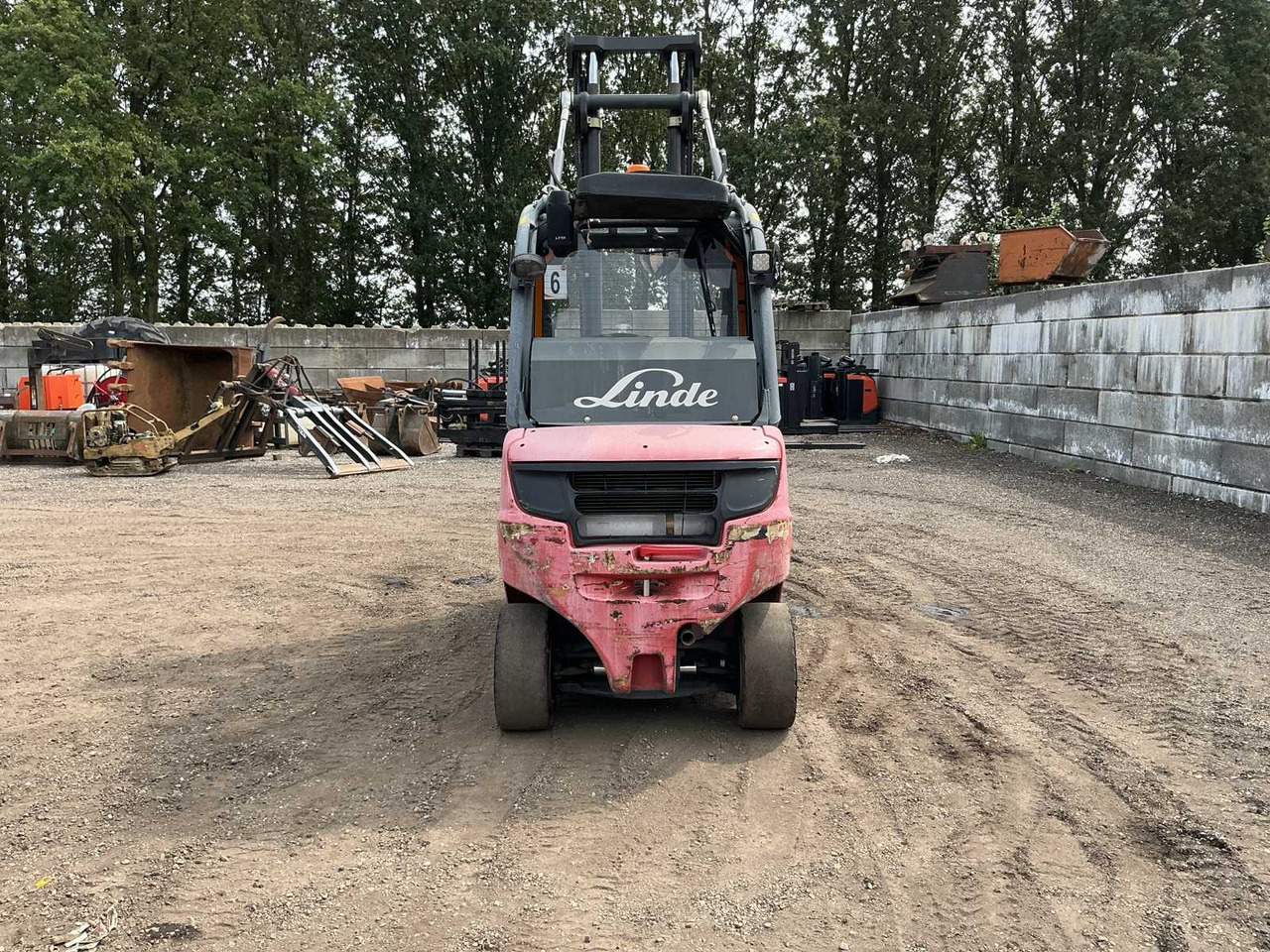 2016 LINDE H30 FORKLIFT - Viličar: slika 4 2016 LINDE H30 FORKLIFT - Viličar: slika 4