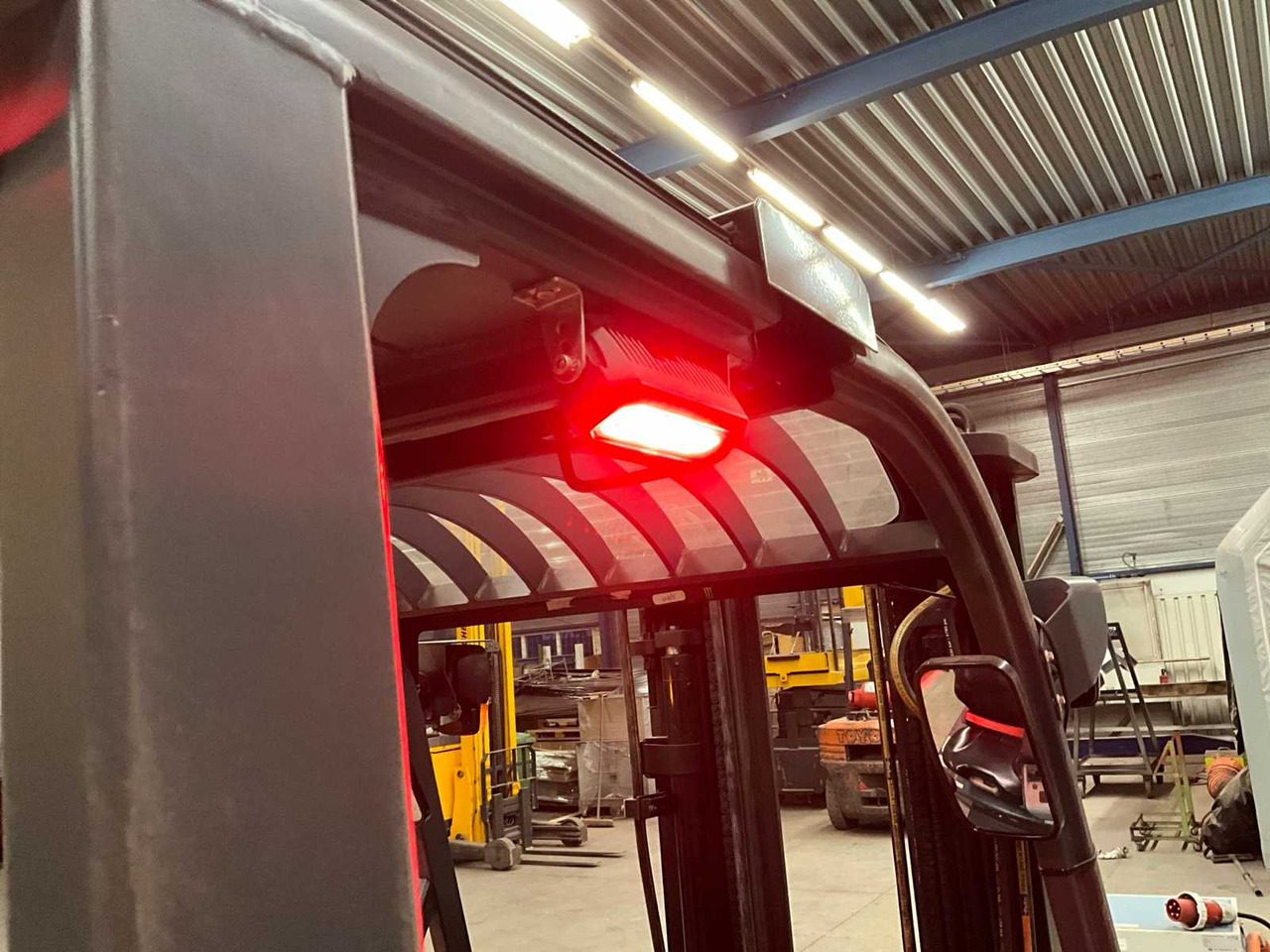 2017 BYD ECB25B FORKLIFT - Viličar: slika 5 2017 BYD ECB25B FORKLIFT - Viličar: slika 5