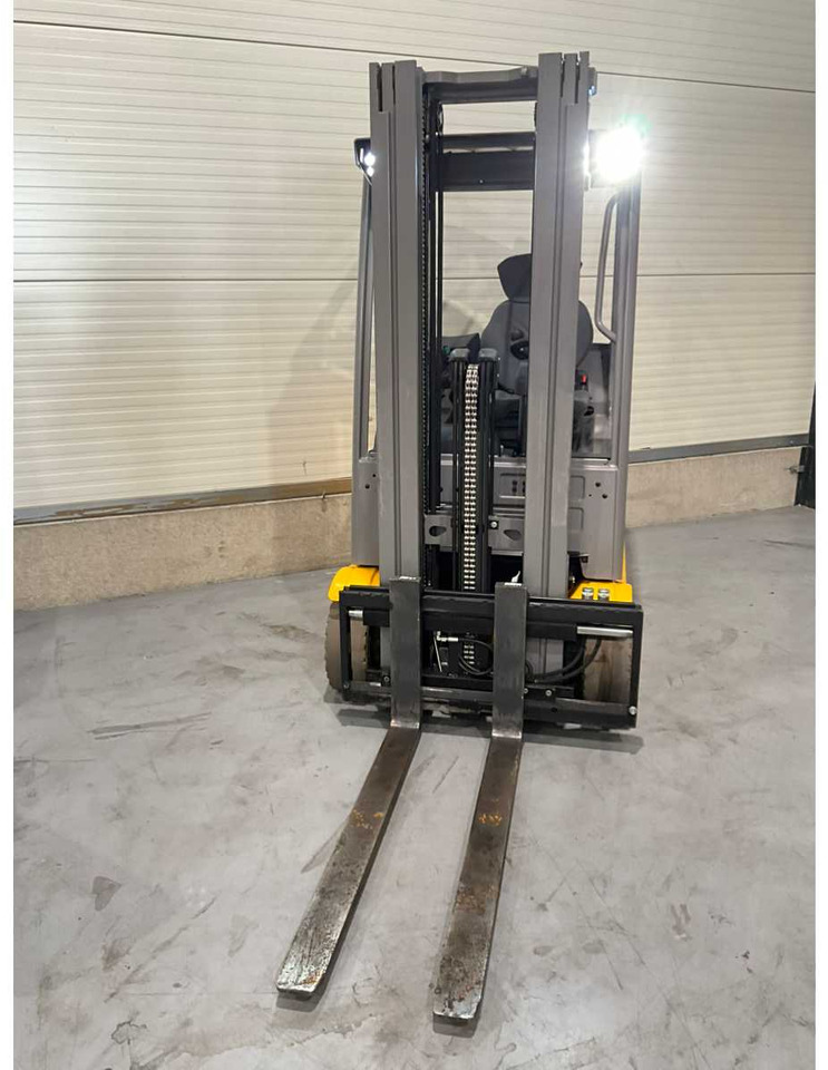 2017 JUNGHEINRICH EFG 216K FORKLIFT - Viličar: slika 4 2017 JUNGHEINRICH EFG 216K FORKLIFT - Viličar: slika 4