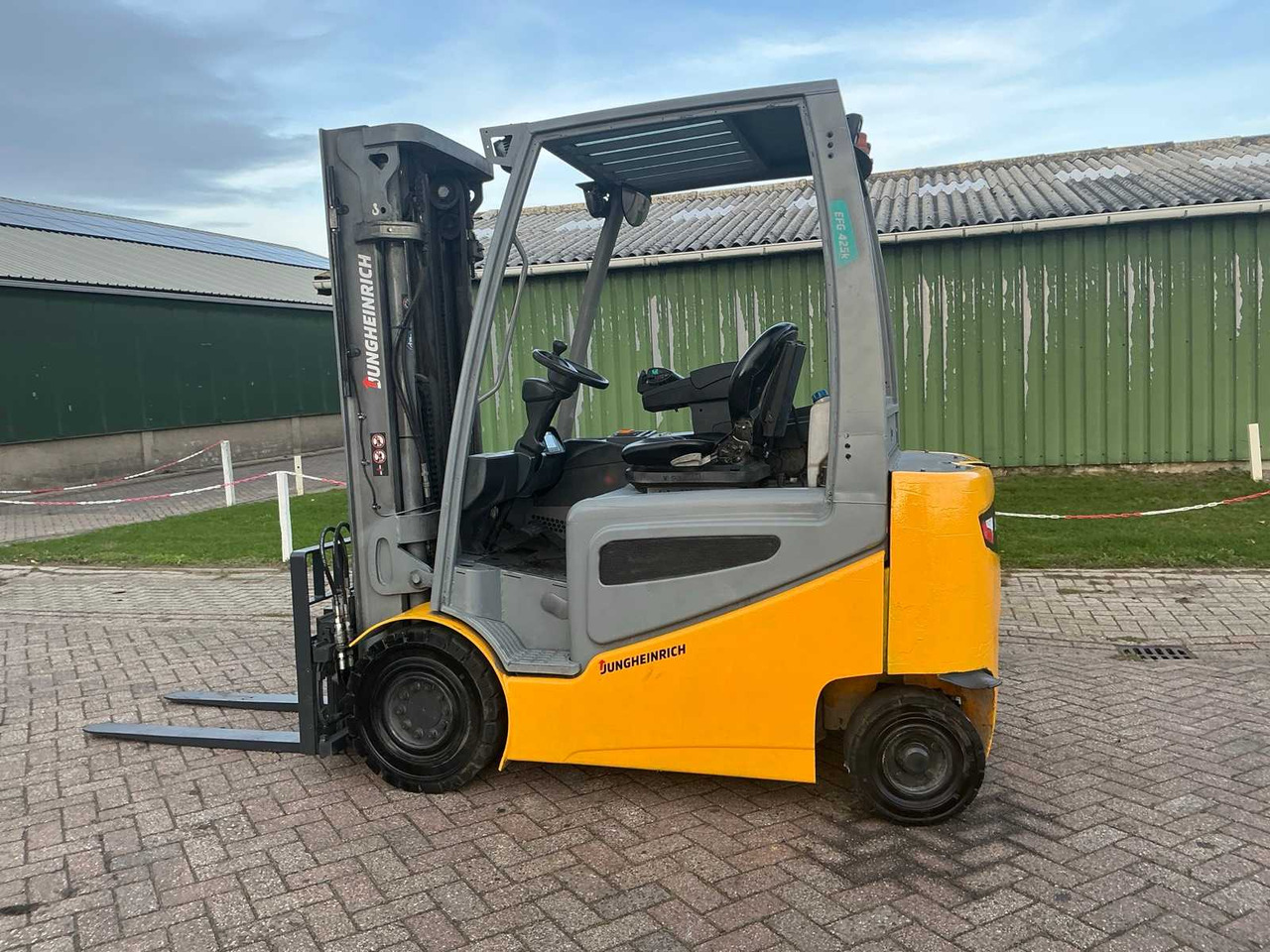 2017 JUNGHEINRICH EFG 425K FORKLIFT - Viličar: slika 5 2017 JUNGHEINRICH EFG 425K FORKLIFT - Viličar: slika 5