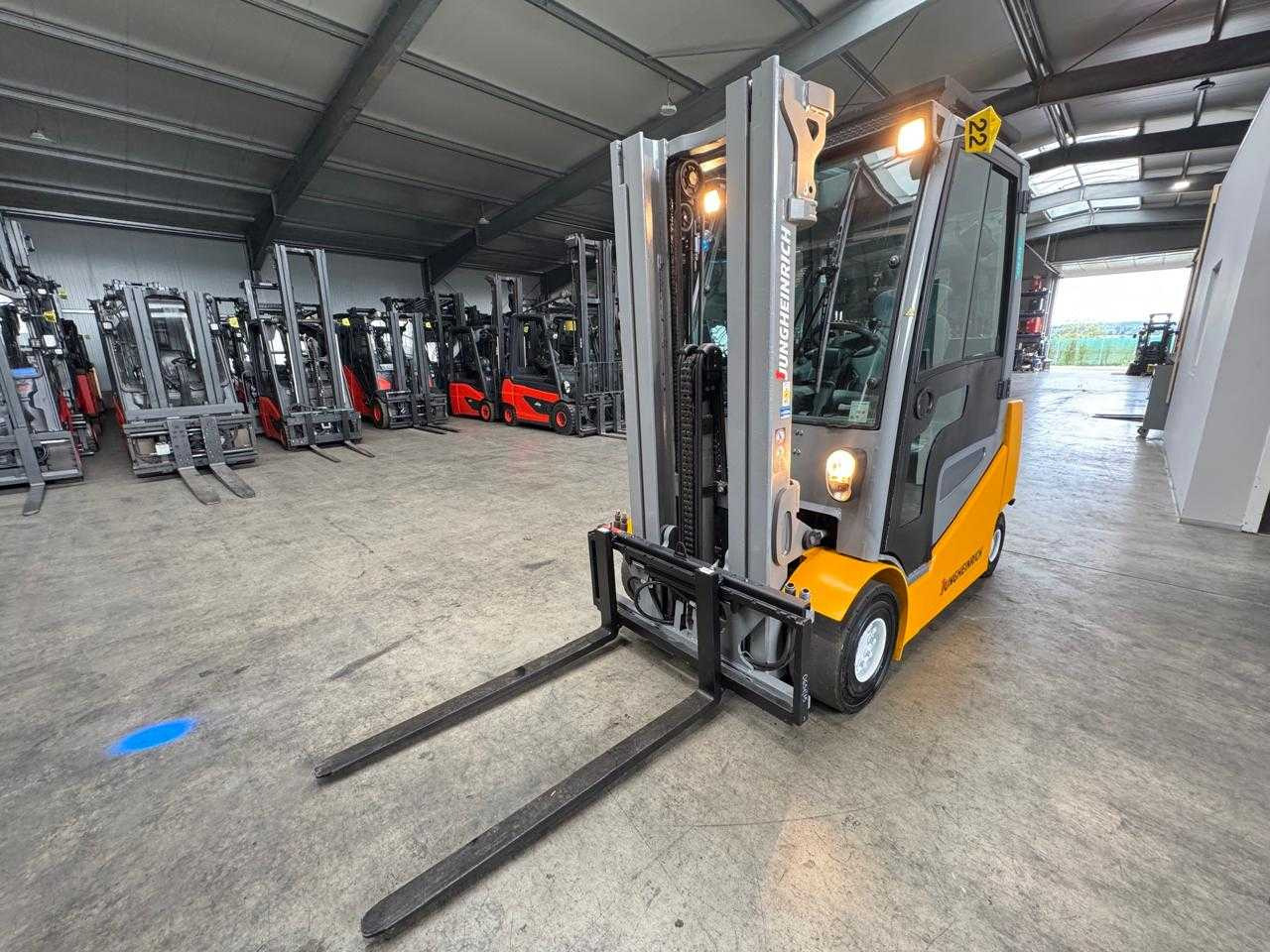 2019 SERVICE + UVV 09/2026 JUNGHEINRICH EFG425 EVO 2,500KG TRIPLEX ELECTRIC FORKLIFT 3RD + 4TH VALVE 7,821 HOURS - Viličar: slika 2 2019 SERVICE + UVV 09/2026 JUNGHEINRICH EFG425 EVO 2,500KG TRIPLEX ELECTRIC FORKLIFT 3RD + 4TH VALVE 7,821 HOURS - Viličar: slika 2