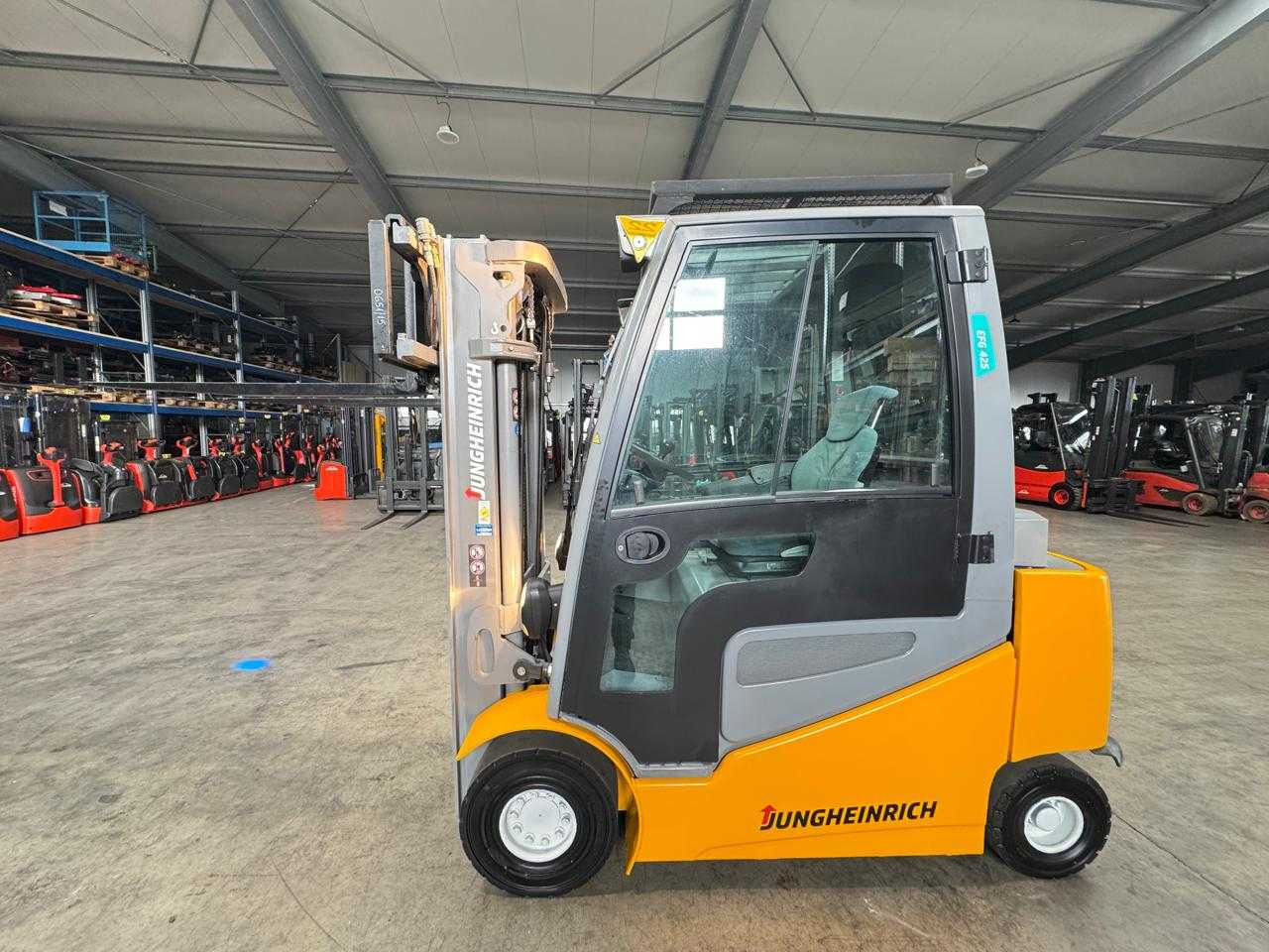 2019 SERVICE + UVV 09/2026 JUNGHEINRICH EFG425 EVO 2,500KG TRIPLEX ELECTRIC FORKLIFT 3RD + 4TH VALVE 7,821 HOURS - Viličar: slika 3 2019 SERVICE + UVV 09/2026 JUNGHEINRICH EFG425 EVO 2,500KG TRIPLEX ELECTRIC FORKLIFT 3RD + 4TH VALVE 7,821 HOURS - Viličar: slika 3