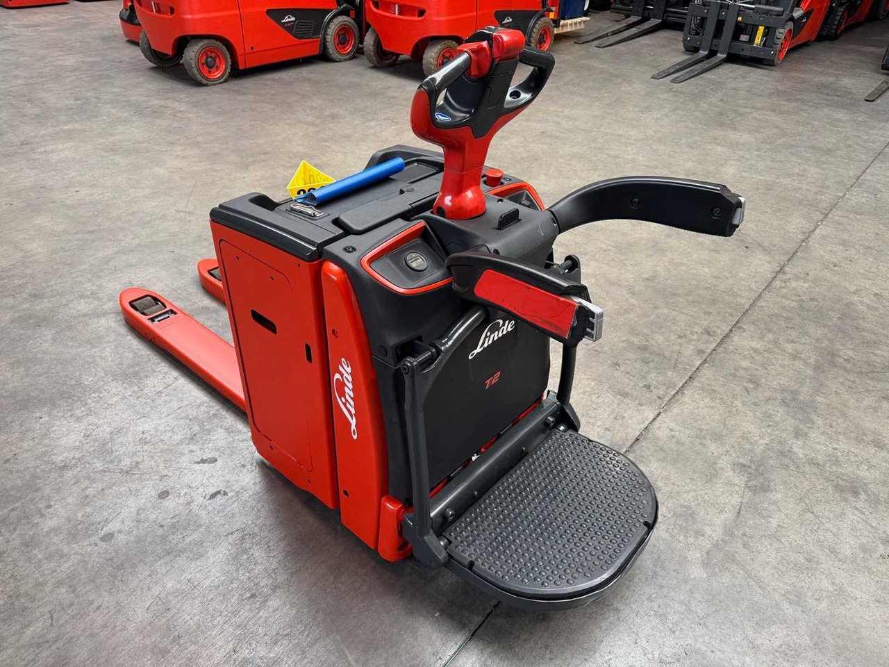 2020 SERVICE + UVV 10/2026 LINDE T20AP 2,000KG PALLET TRUCK ANT STACKER PLATFORM T20 AP 2,536 HOURS - Viličar: slika 5 2020 SERVICE + UVV 10/2026 LINDE T20AP 2,000KG PALLET TRUCK ANT STACKER PLATFORM T20 AP 2,536 HOURS - Viličar: slika 5