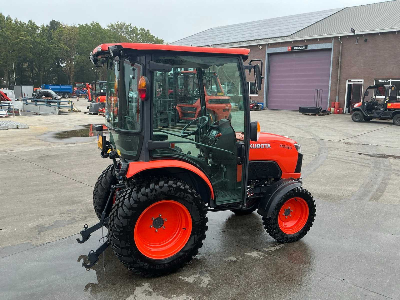 2022 KUBOTA B2261 FOUR WHEEL DRIVE FARM TRACTOR - Traktor: slika 4 2022 KUBOTA B2261 FOUR WHEEL DRIVE FARM TRACTOR - Traktor: slika 4