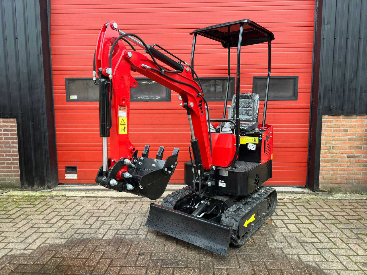 2024 JPC HT12 RED MINI EXCAVATOR - Mini bager: slika 3 2024 JPC HT12 RED MINI EXCAVATOR - Mini bager: slika 3
