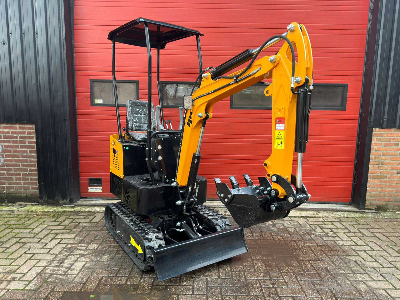 2024 JPC HT12 YELLOW MINI EXCAVATOR - Mini bager: slika 2 2024 JPC HT12 YELLOW MINI EXCAVATOR - Mini bager: slika 2