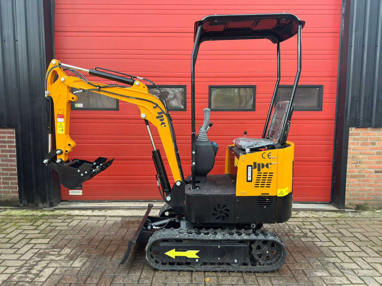 2024 JPC HT12 YELLOW MINI EXCAVATOR - Mini bager: slika 4 2024 JPC HT12 YELLOW MINI EXCAVATOR - Mini bager: slika 4