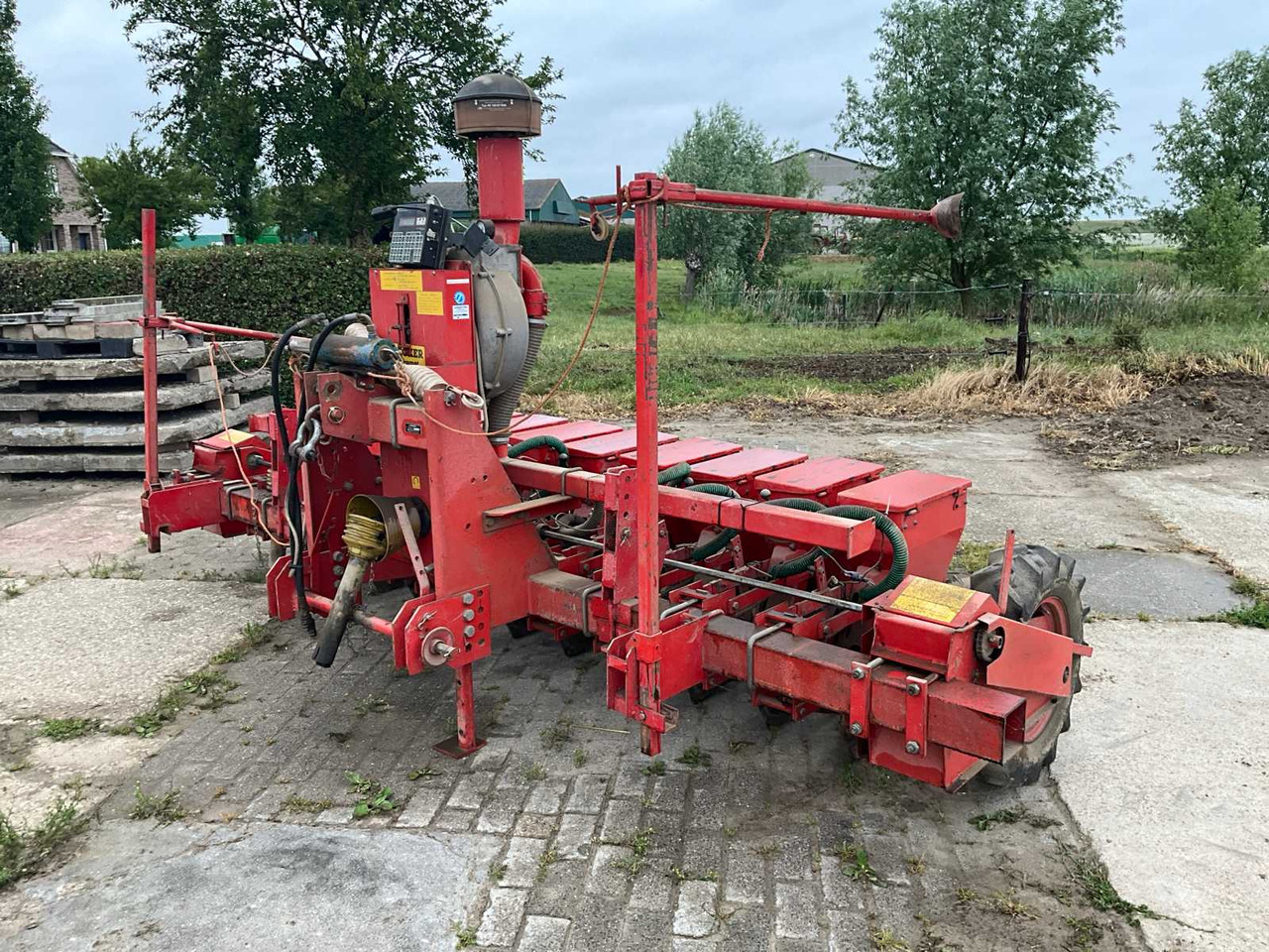 Becker aeromat - Sejalna oprema: slika 1 Becker aeromat - Sejalna oprema: slika 1