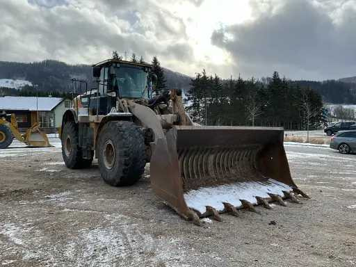 CAT 966K - Kolesni nakladalec: slika 4 CAT 966K - Kolesni nakladalec: slika 4