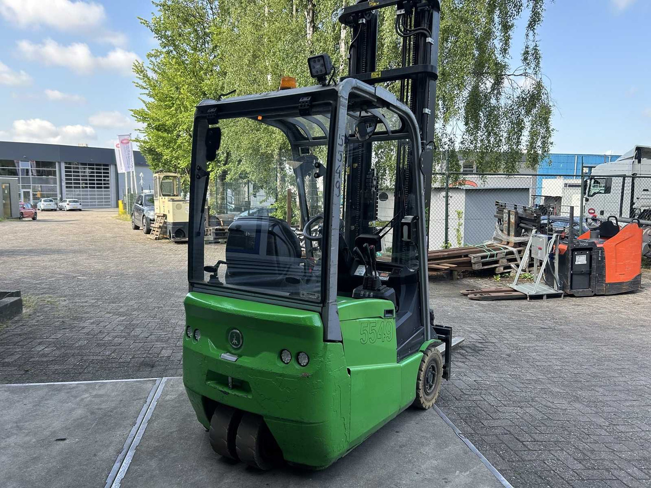 CESAB - 2017 - B315 - FORKLIFT TRIPLEX - FREE-LIFT - SIDE-SHIFT - Viličar: slika 5 CESAB - 2017 - B315 - FORKLIFT TRIPLEX - FREE-LIFT - SIDE-SHIFT - Viličar: slika 5