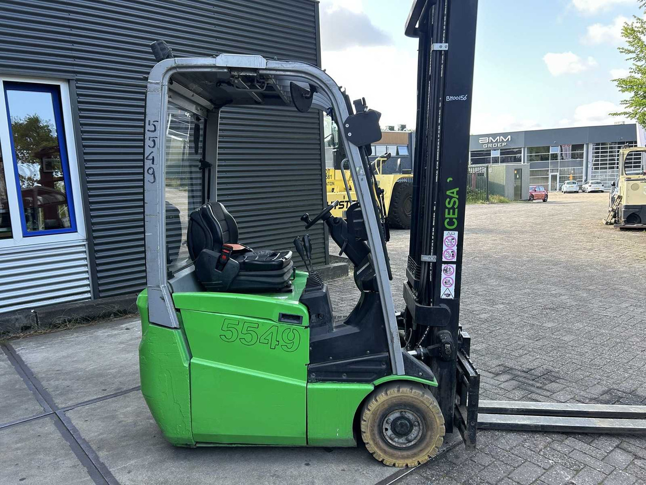 CESAB - 2017 - B315 - FORKLIFT TRIPLEX - FREE-LIFT - SIDE-SHIFT - Viličar: slika 4 CESAB - 2017 - B315 - FORKLIFT TRIPLEX - FREE-LIFT - SIDE-SHIFT - Viličar: slika 4