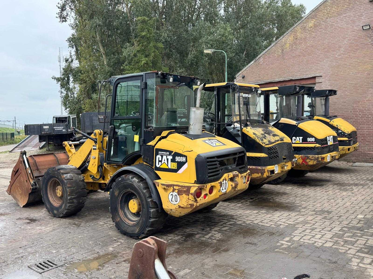 Caterpillar 908 908 908H 906 wegens contractbreuk - Kolesni nakladalec: slika 4 Caterpillar 908 908 908H 906 wegens contractbreuk - Kolesni nakladalec: slika 4