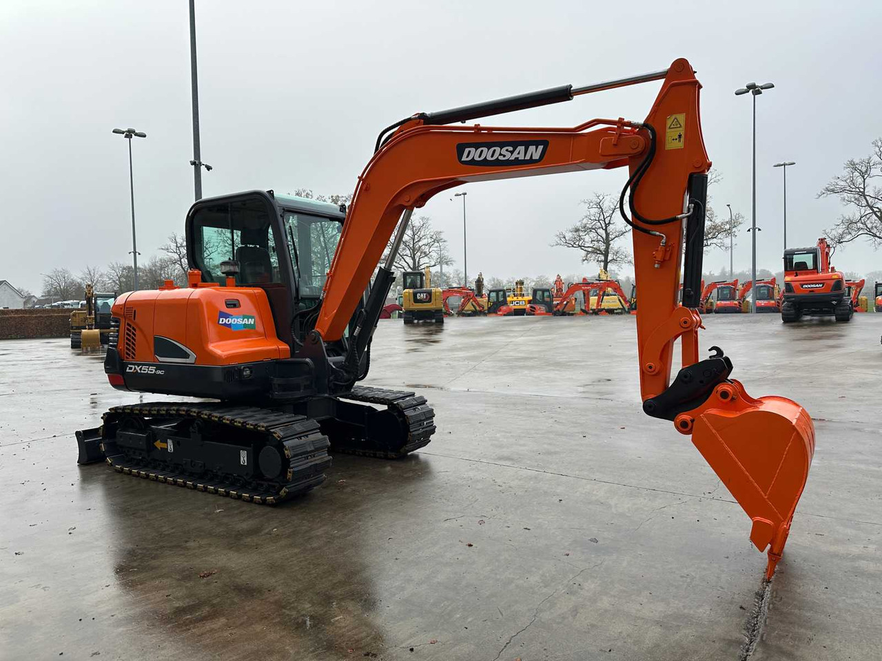 DOOSAN - 2018 - DX55-9C - MIDI EXCAVATOR - Bager: slika 3 DOOSAN - 2018 - DX55-9C - MIDI EXCAVATOR - Bager: slika 3