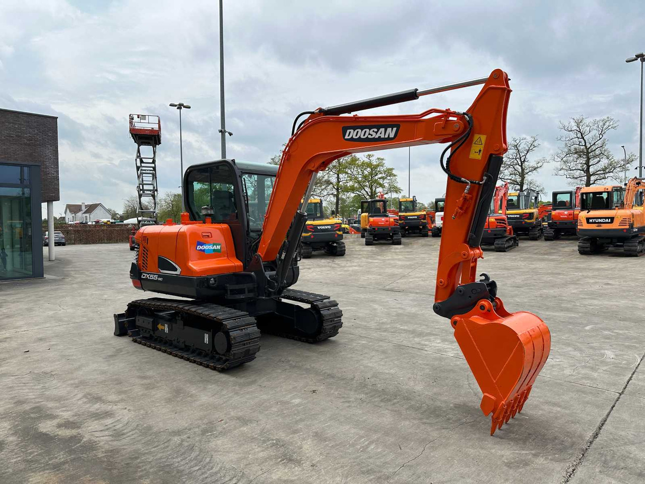 Doosan DX55-9C - Bager goseničar: slika 3 Doosan DX55-9C - Bager goseničar: slika 3