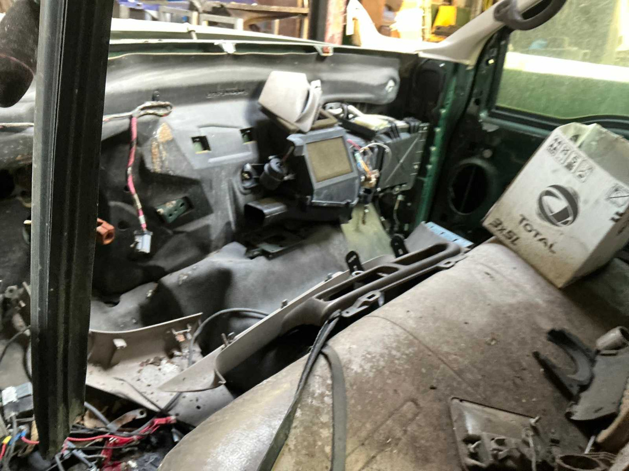 Dostavno vozilo 1999 FORD F-350 COMMERCIAL VEHICLE: slika 12 Dostavno vozilo 1999 FORD F-350 COMMERCIAL VEHICLE: slika 12