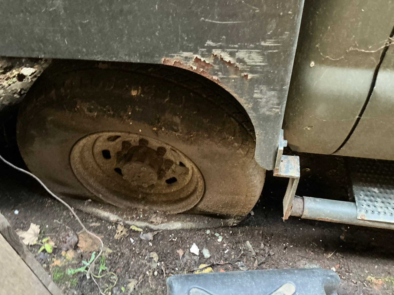 Dostavno vozilo 1999 FORD F-350 COMMERCIAL VEHICLE: slika 8 Dostavno vozilo 1999 FORD F-350 COMMERCIAL VEHICLE: slika 8