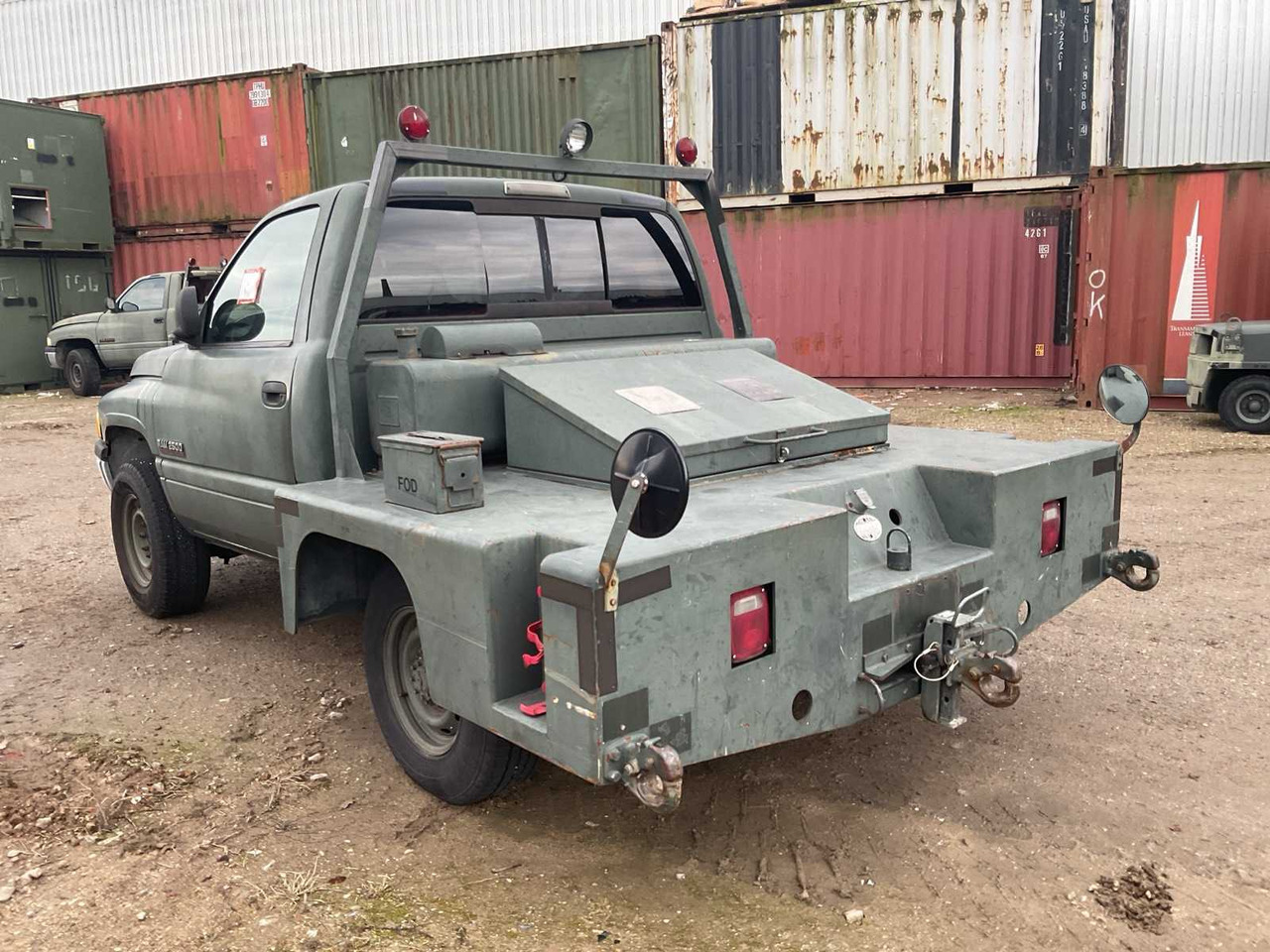 2000 DODGE 2500 RAM AIRCRAFT TUG - Dostavno vozilo: slika 4 2000 DODGE 2500 RAM AIRCRAFT TUG - Dostavno vozilo: slika 4