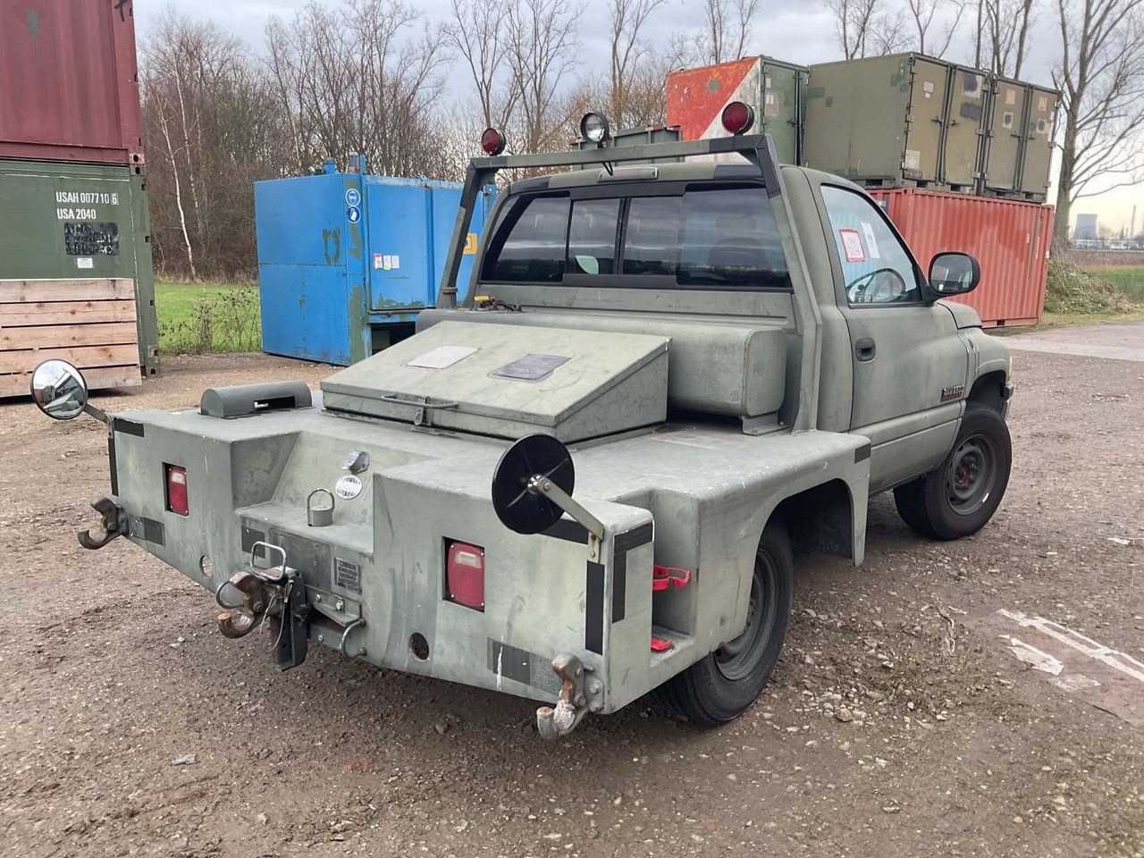 2000 DODGE 2500 RAM AIRCRAFT TUG - Dostavno vozilo: slika 3 2000 DODGE 2500 RAM AIRCRAFT TUG - Dostavno vozilo: slika 3