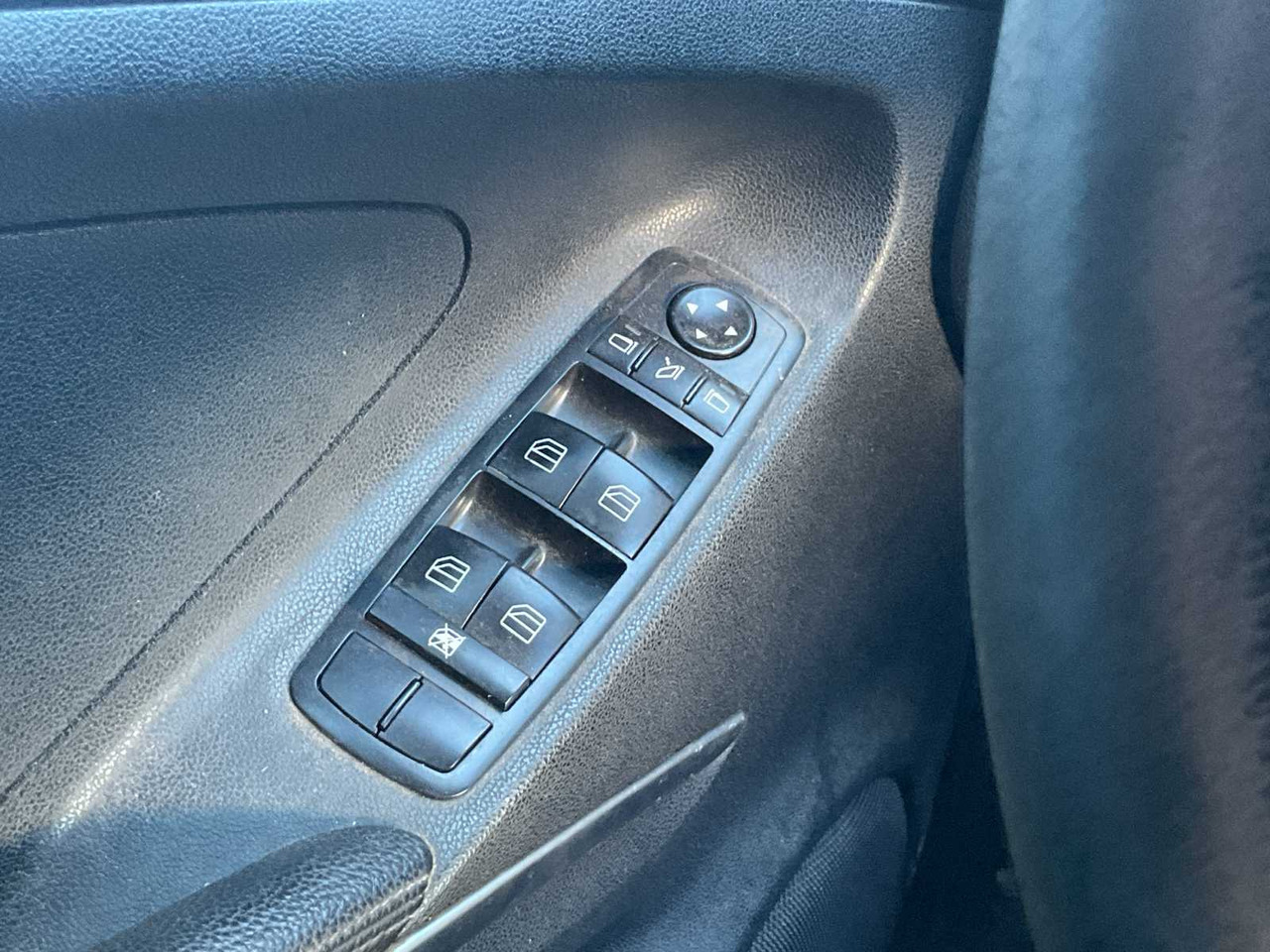 Dostavno vozilo 2007 - MERCEDES-BENZ - ML 320 - COMMERCIAL VEHICLE: slika 13 Dostavno vozilo 2007 - MERCEDES-BENZ - ML 320 - COMMERCIAL VEHICLE: slika 13