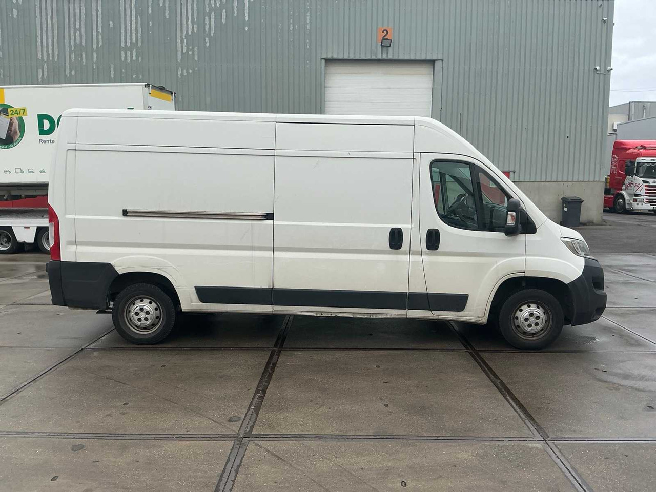 2020 CITROËN JUMPER COMMERCIAL VEHICLE - Dostavno vozilo: slika 4 2020 CITROËN JUMPER COMMERCIAL VEHICLE - Dostavno vozilo: slika 4