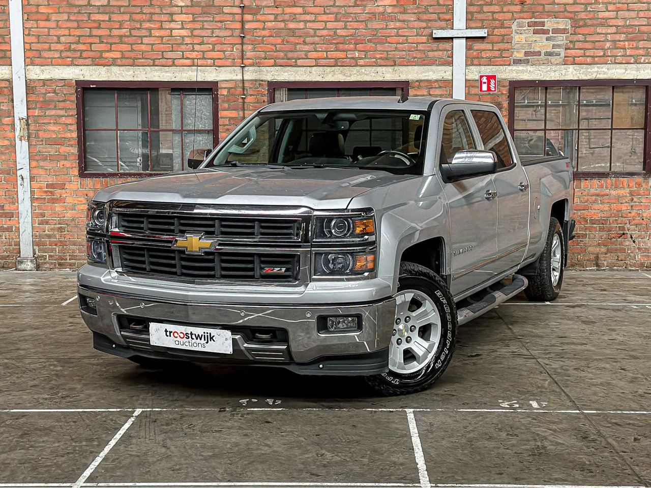 CHEVROLET SILVERADO 5.3L V8 Z71 PICK-UP TRUCK 390HP 2014, VK-821-F - Dostavno vozilo: slika 2 CHEVROLET SILVERADO 5.3L V8 Z71 PICK-UP TRUCK 390HP 2014, VK-821-F - Dostavno vozilo: slika 2
