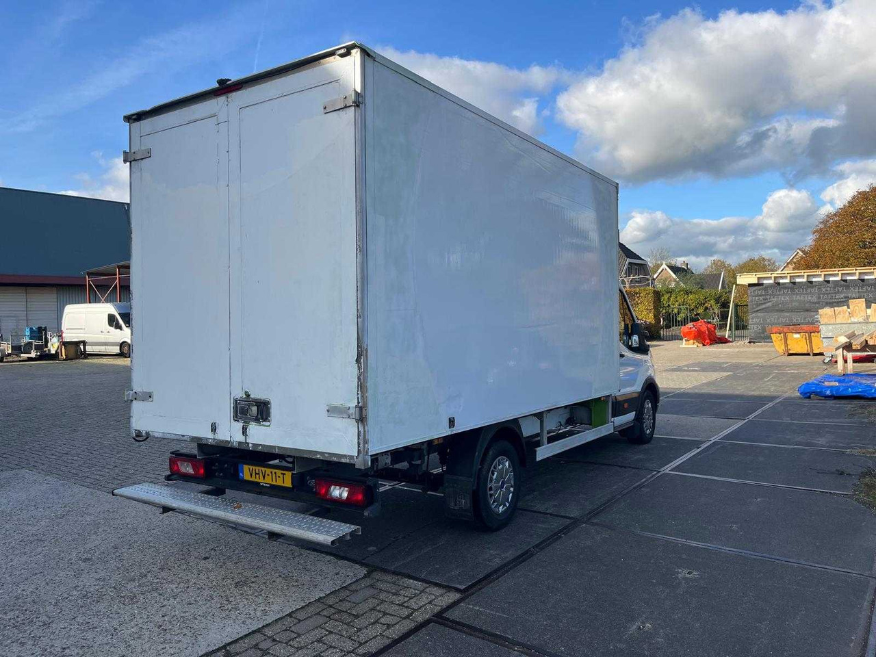 Dostavno vozilo FORD TRANSIT 350 2.0 TDCI L4H1 TREND VAN | VHV-11-T: slika 6 Dostavno vozilo FORD TRANSIT 350 2.0 TDCI L4H1 TREND VAN | VHV-11-T: slika 6