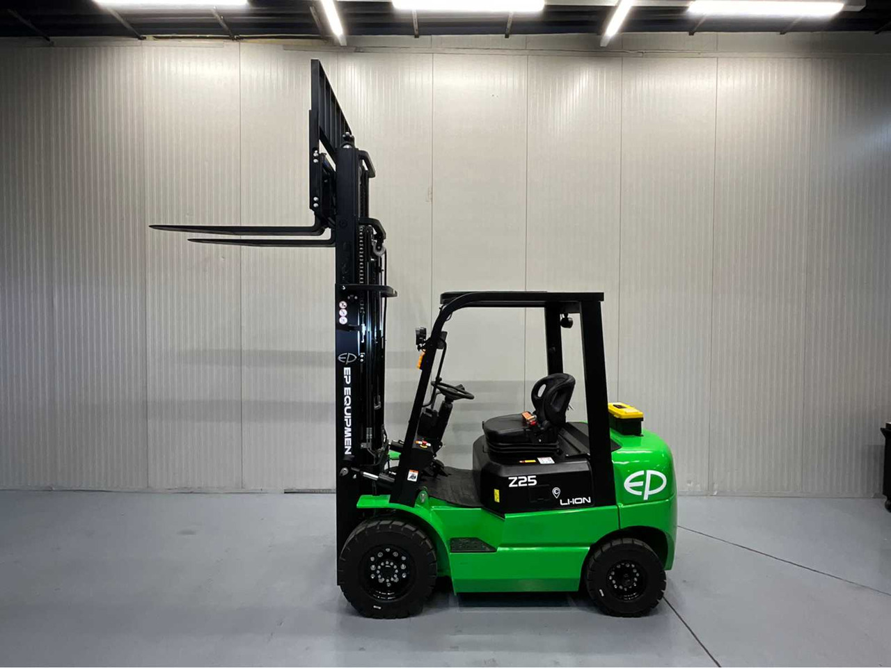 Viličar EP - EFXZ-251 - 4.8 METER TRIPLEX - FREE-LIFT - SIDE-SHIFT - 2500 KG FORKLIFT - 280AH LI-ION BATTERY: slika 7