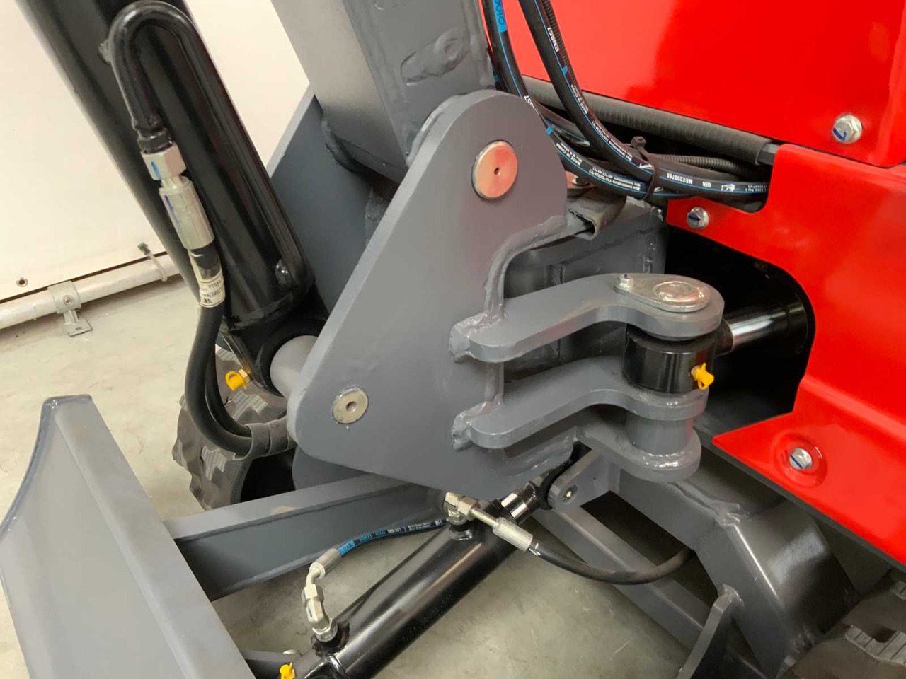 EVERUN - 2025 - ERE10PRO - MINI EXCAVATOR - Mini bager: slika 4 EVERUN - 2025 - ERE10PRO - MINI EXCAVATOR - Mini bager: slika 4